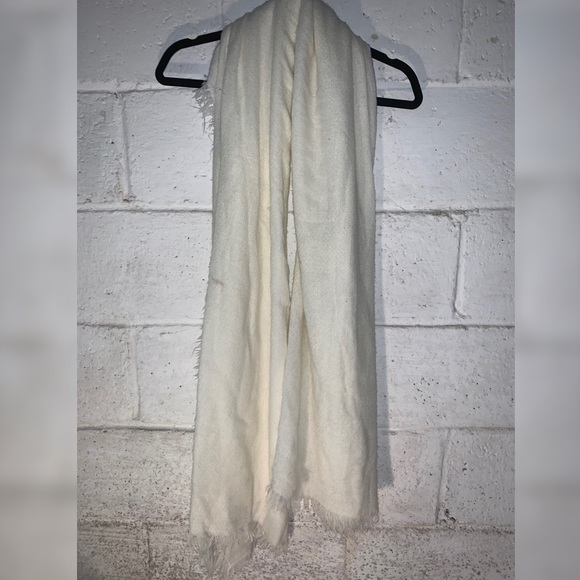 White Soft Knitted Scarf with Fringe Ends - Picture 1 of 2